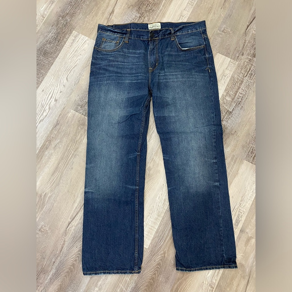 Aeropostale - Men’s Essex Straight Leg Jeans - Dark Blue - Size 38x32